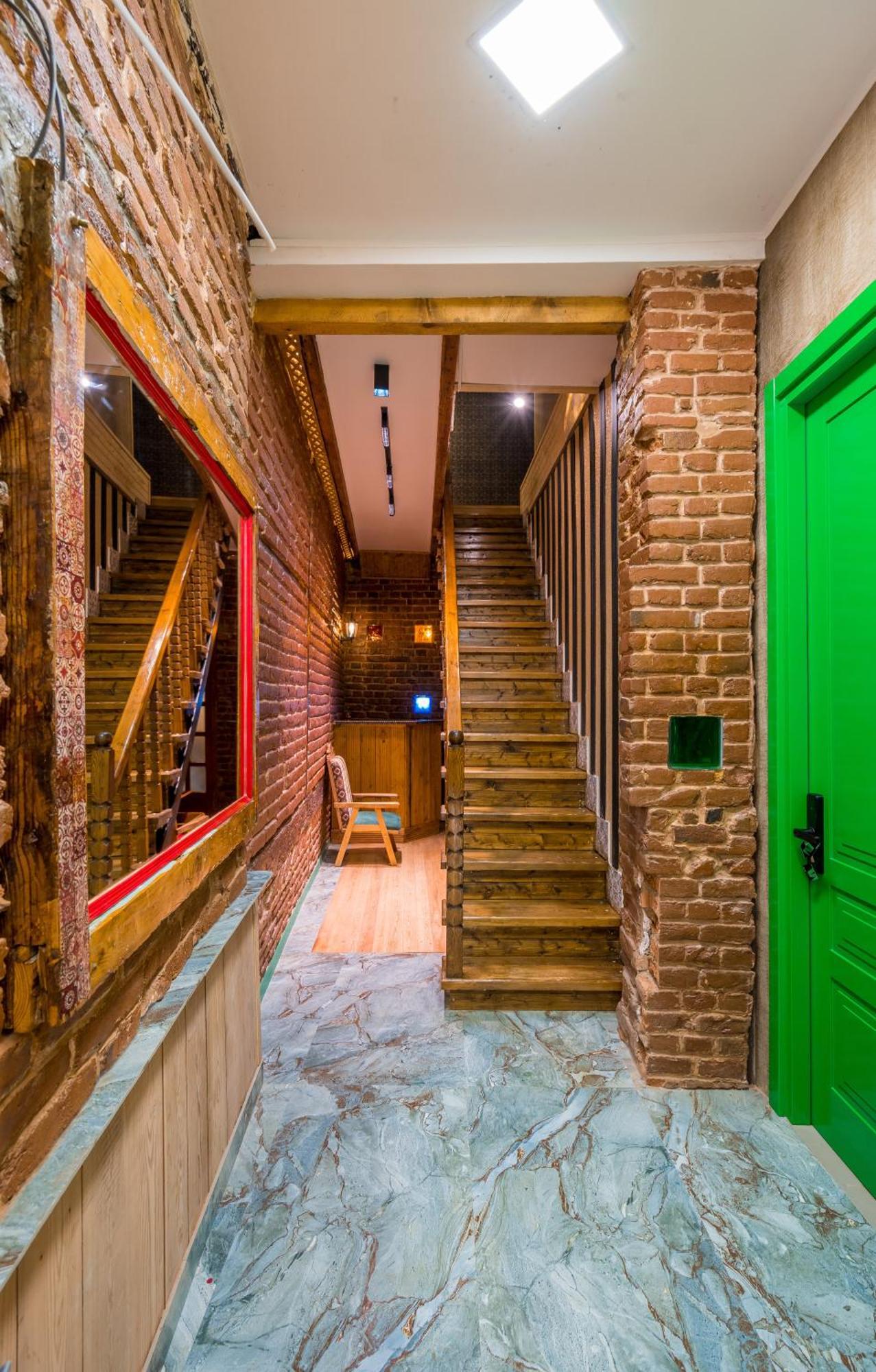 Apart View Hotel & Spa Tbilisi ภายนอก รูปภาพ