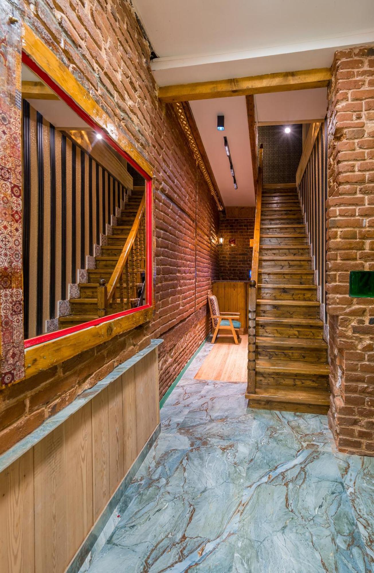 Apart View Hotel & Spa Tbilisi ภายนอก รูปภาพ